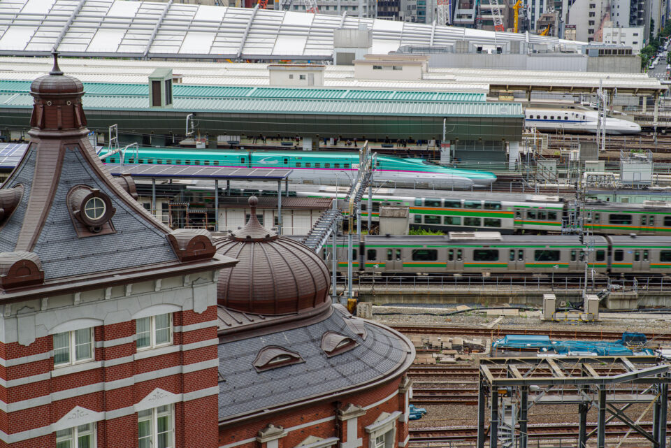 東京駅と新幹線