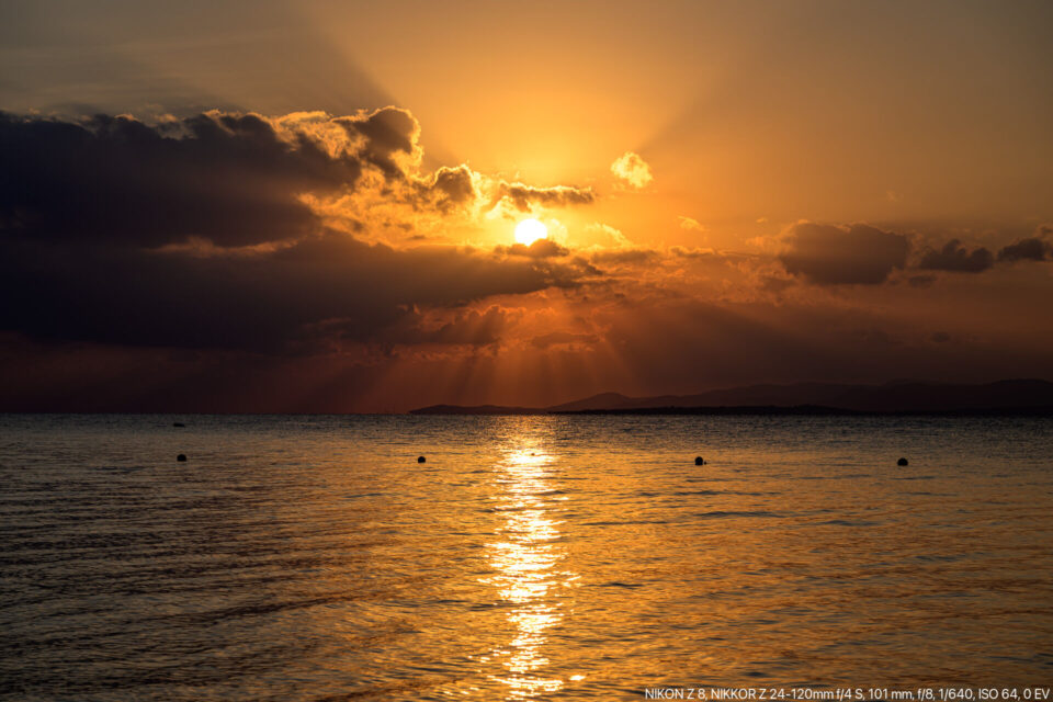 石垣島から眺める夕陽
