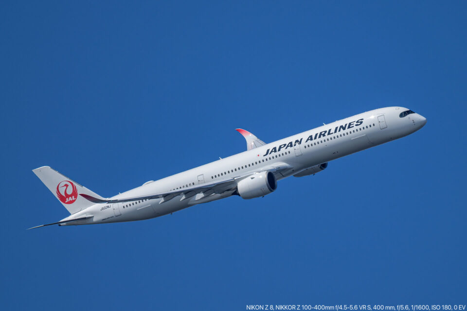 JAL A350-1000 JA02WJ