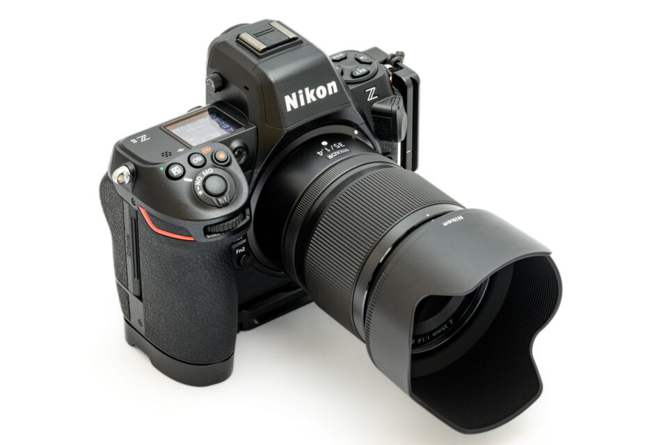 Nikon Z8 に取り付けた NIKKOR Z 35mm f/1.4