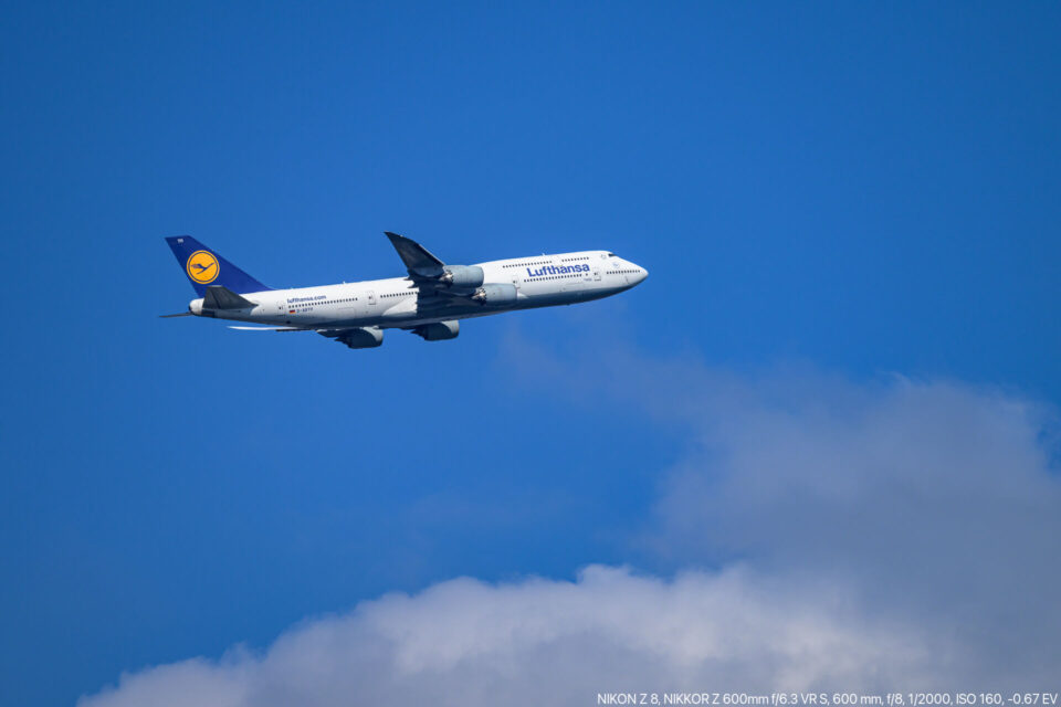 Lufthansa B747-8i