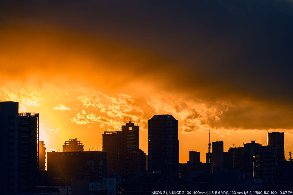 東京の夕暮れ