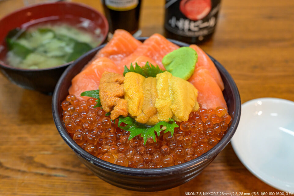 ウニ&鮭といくらの親子丼