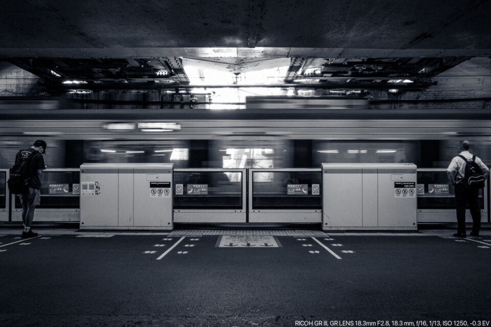 大阪の京橋駅