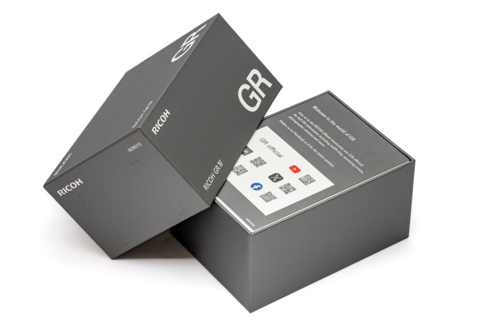 GR IV の箱