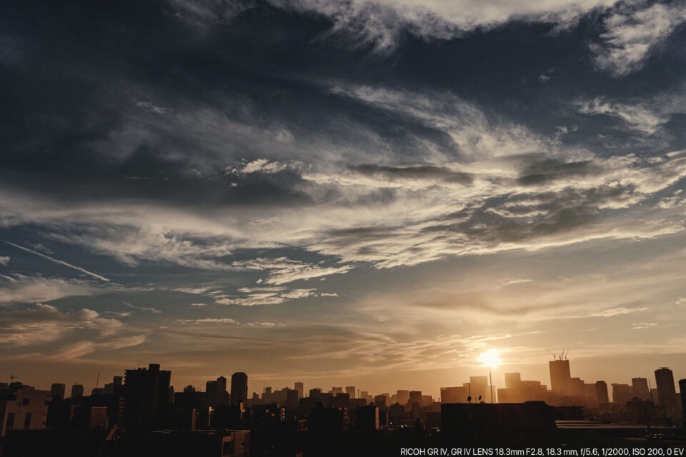 夕暮れ空