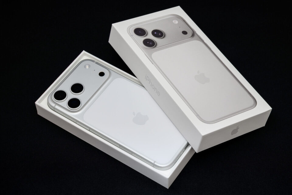iPhone 17 Pro Max / Silver / 512GB 開封