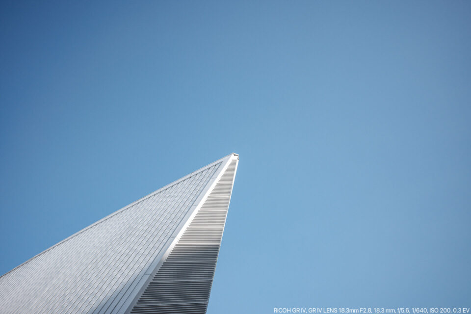 みなとみらいの青空